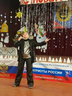 Заслуженная артистка России Юлия Панова.