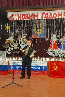 Руководитель общественного клуба "Вдохновение" Евгений Петрович Козьменко.